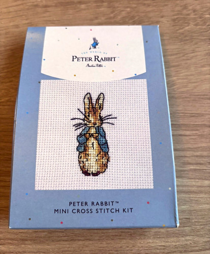 Peter rabbit beatrix potter - peter,